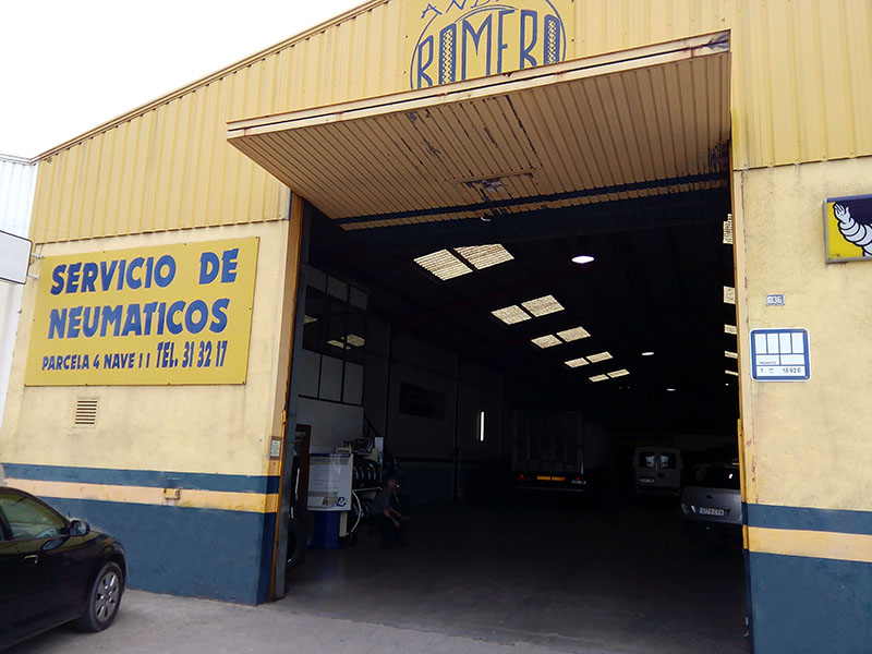 Pneumàtics Romero exterior 1 Pneumàtics Romero exterior 1